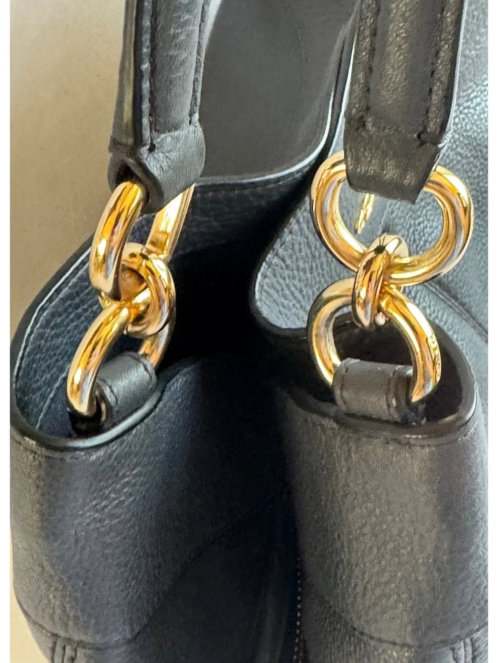 Coach beautiful black